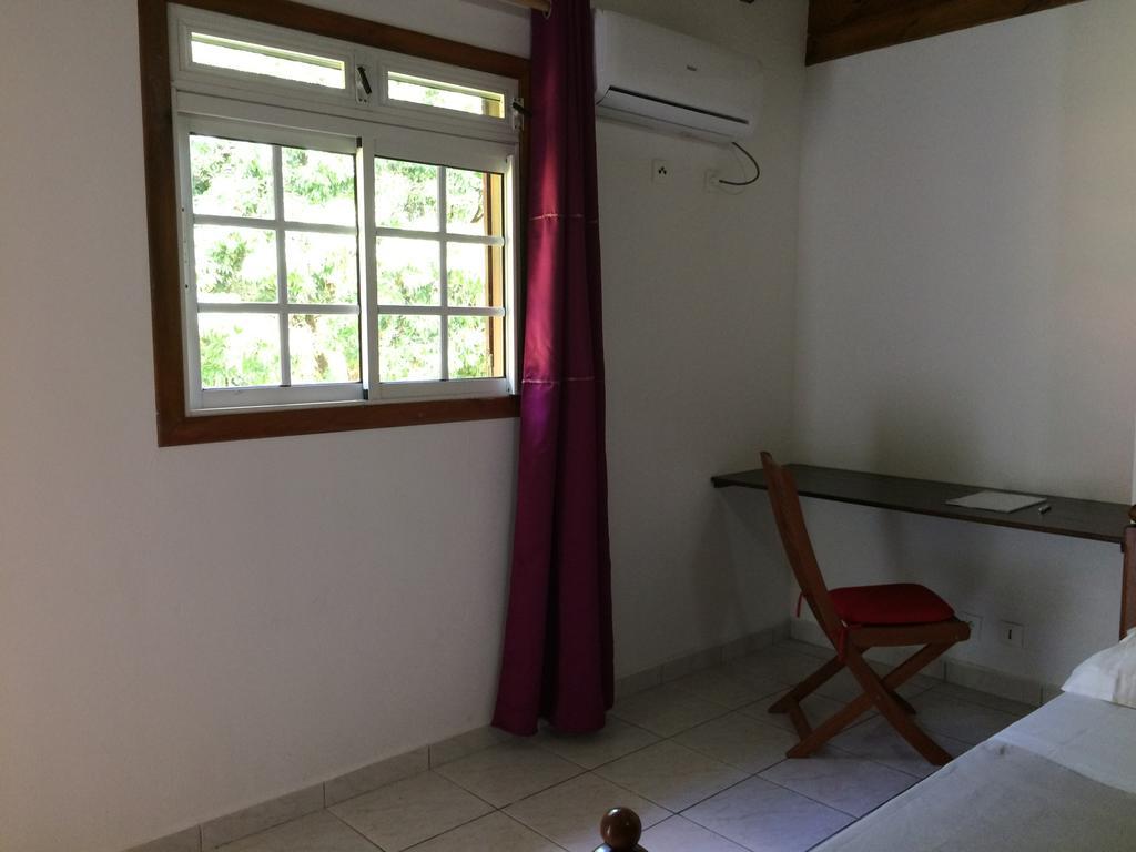 villa sofaia Sainte-Rose Esterno foto